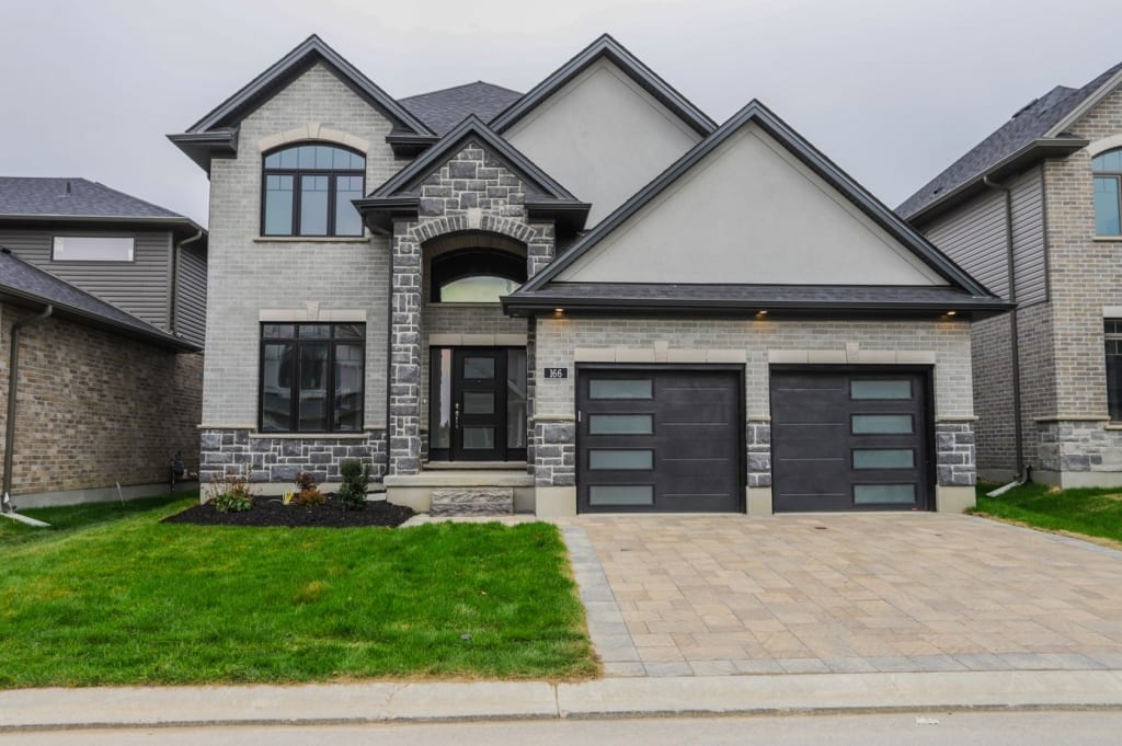 virtual-tour-272166-02 Meadowlily By Rembrandt Homes - Condo entrance